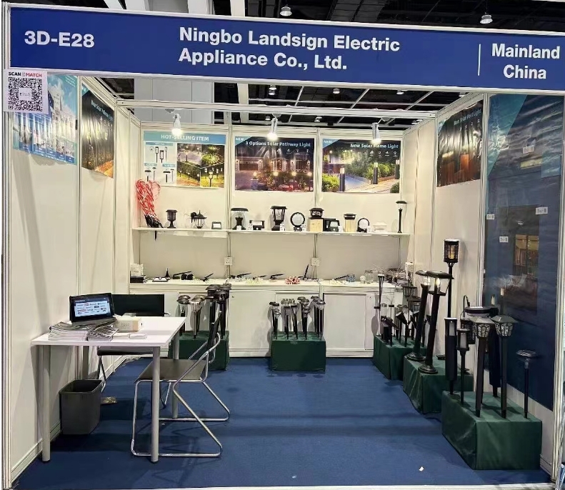 Nous sommes maintenant au Salon international de l'éclairage de Hong Kong, bienvenue pour nous rendre visite au 3D-E28