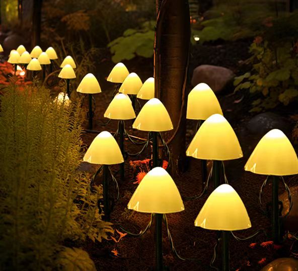 Lumières solaires au sol de décoration de chaîne de champignon de LED